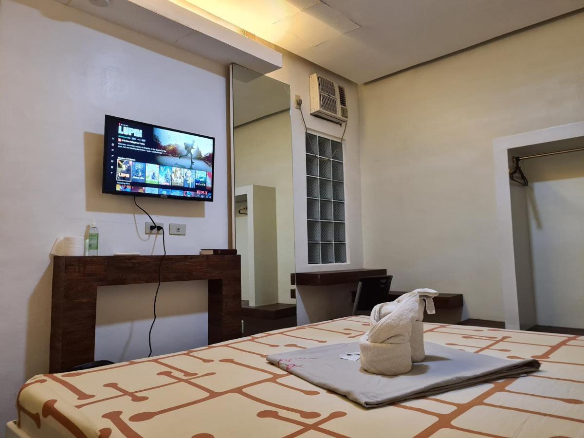 Hotel Giorgio General Santos City Zewnętrze zdjęcie